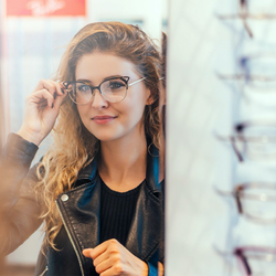 Como escolher as melhores lentes oftálmicas para as suas necessidades?