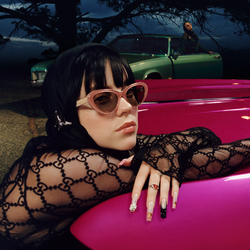 Nova coleção Gucci Eyewear protagonizada por Billie Eilish